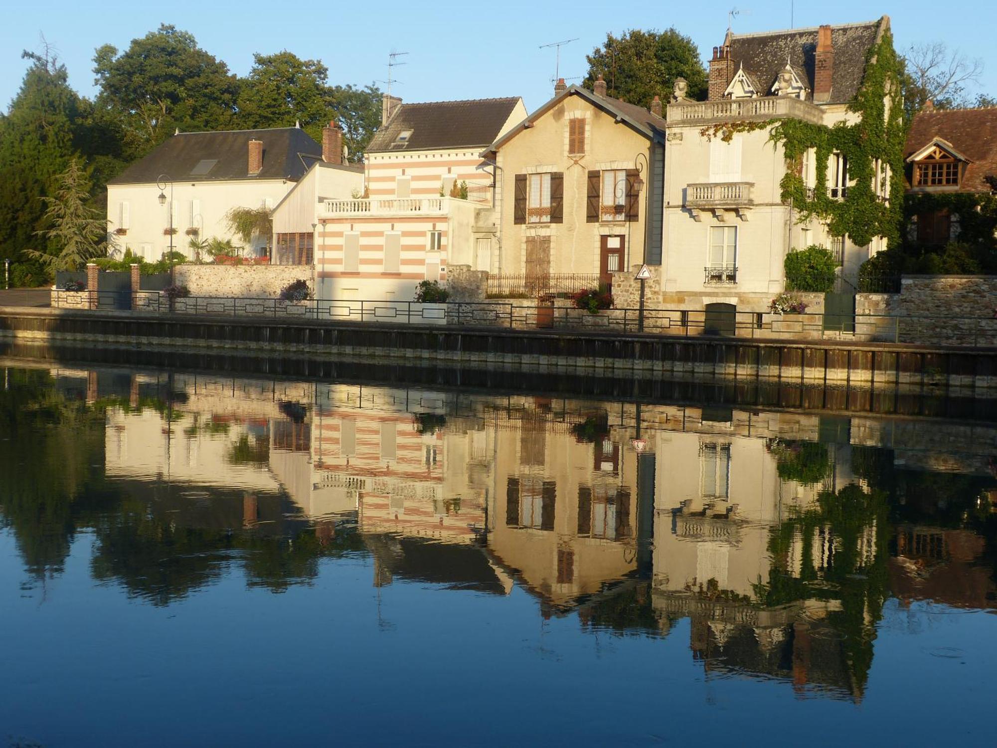 Hotel Saint Laurent Nogent-sur-Seine Ngoại thất bức ảnh